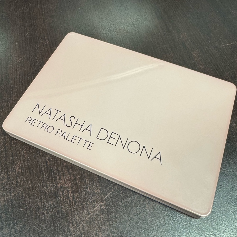 Natasha Denona Retro Palette in Elegant Cream